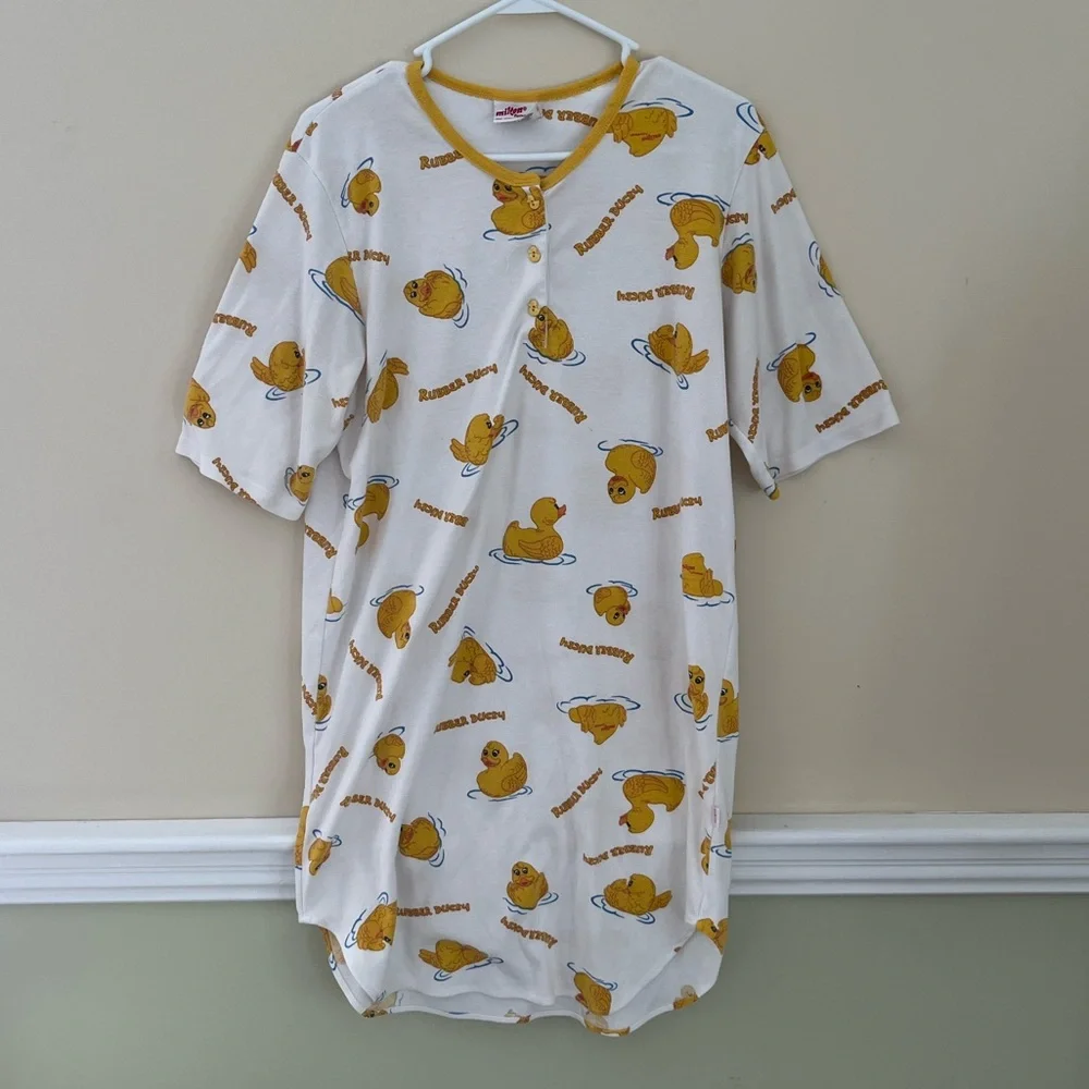 MILTON FUNWEAR White & Yellow Rubber Ducky Print Nightshirt XL